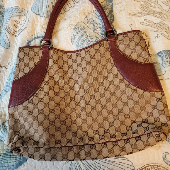 GUCCI HANDBAG - Picture 4 of 7